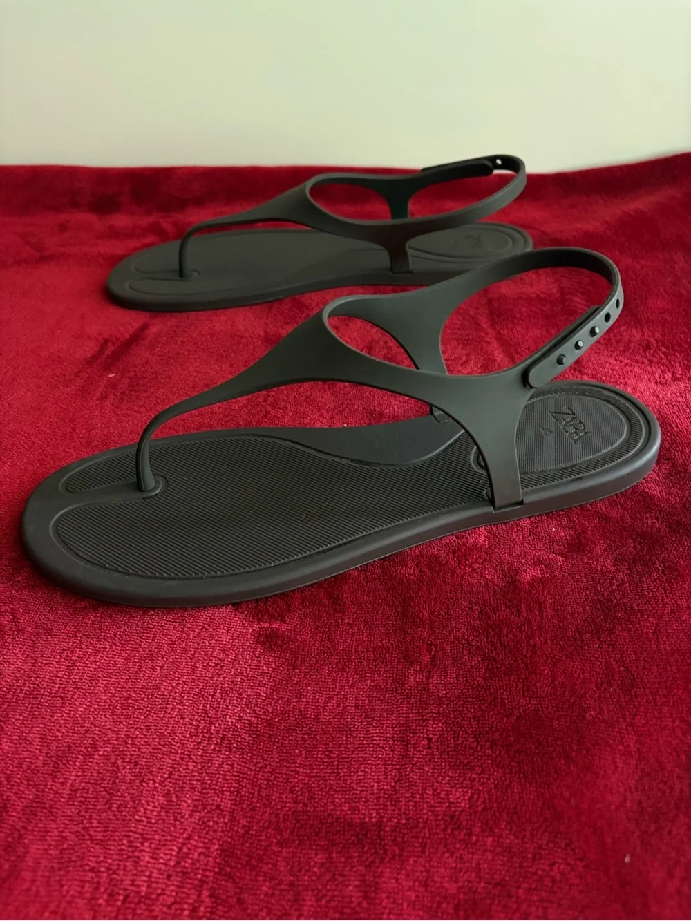 ZARA Rubberized Flat Sandals Size 40 US 9 - Picture 2 of 8